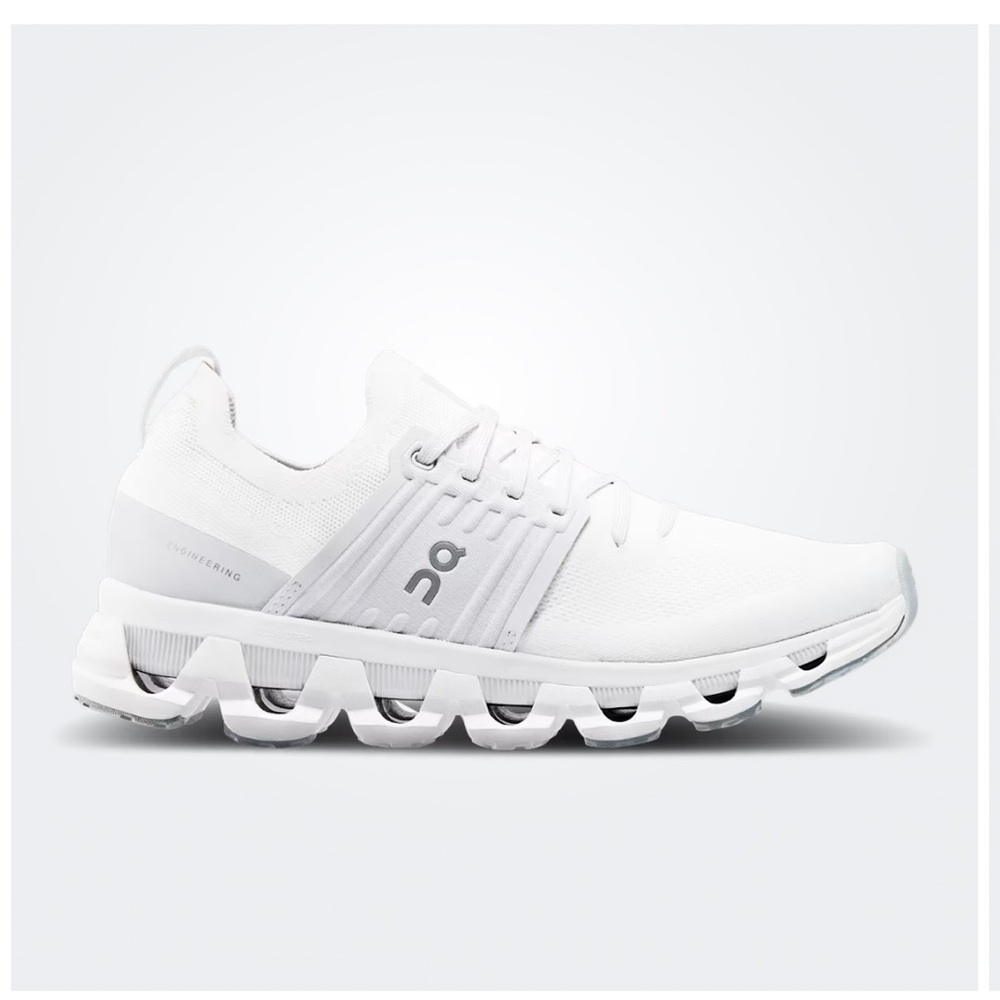 On Women's Cloudswift 3 AD Running Shoes
